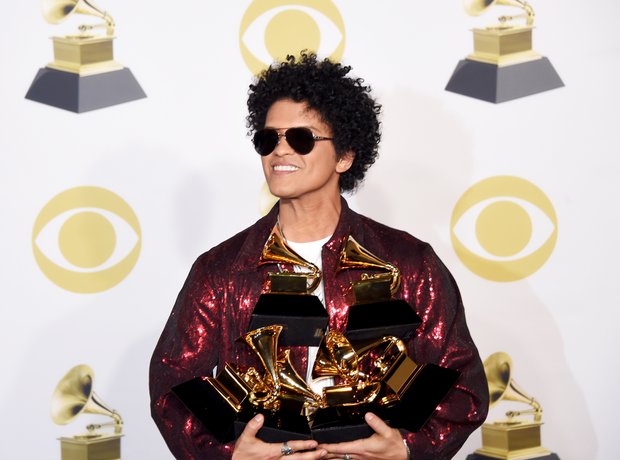Bruno Mars Grammys 2018 