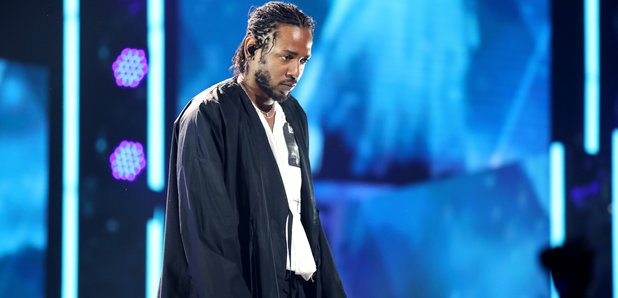 Kendrick Lamar bans professional photographers from concerts, allows cell  phones