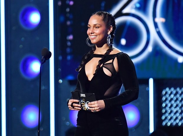 Alicia Keys Grammy Host 2019