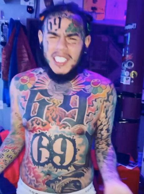 Tekashi 6ix9ine's entire body is now covered in tattoos. - 33 facts you need to... - Capital XTRA