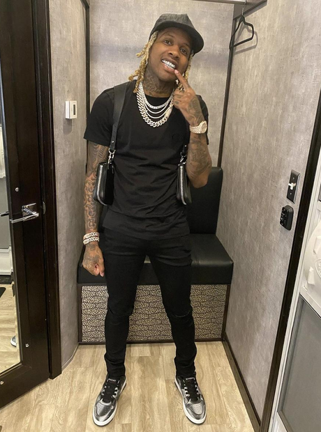 Lil Durk Outfit from September 8, 2021, WHAT'S ON THE STAR?